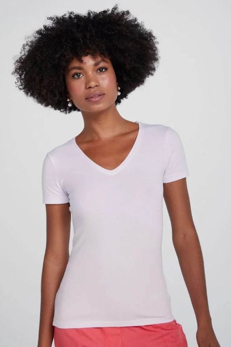 etiqueta-casual-comprar-moda-feminina-online-comprar-roupas-femininas-na-internet-blusa-basica-feminina-decote-V-hering-02TQ (4)