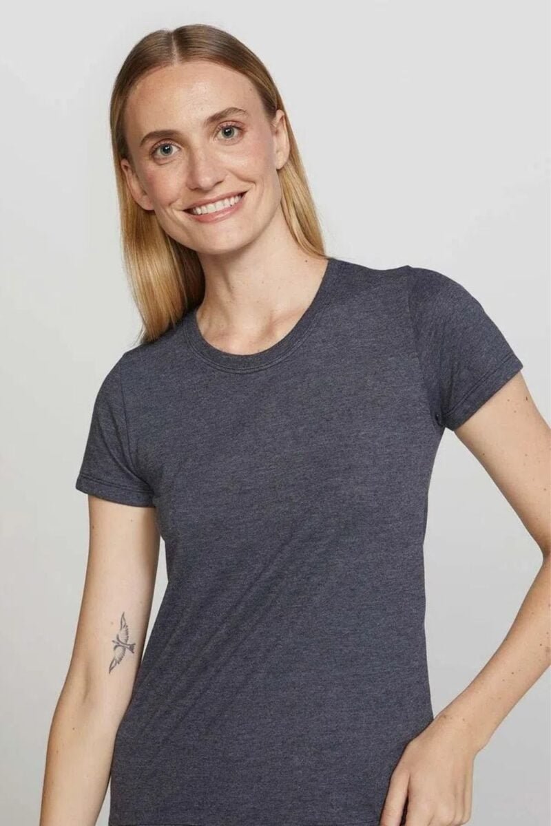 etiqueta-casual-comprar-moda-feminina-online-comprar-roupas-femininas-na-internet-blusa-basica-feminina-manga-curta-hering-0241 (10)