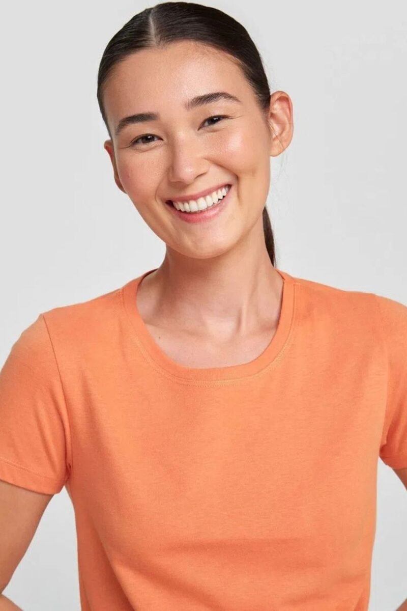 etiqueta-casual-comprar-moda-feminina-online-comprar-roupas-femininas-na-internet-blusa-basica-feminina-manga-curta-hering-0241 (5)