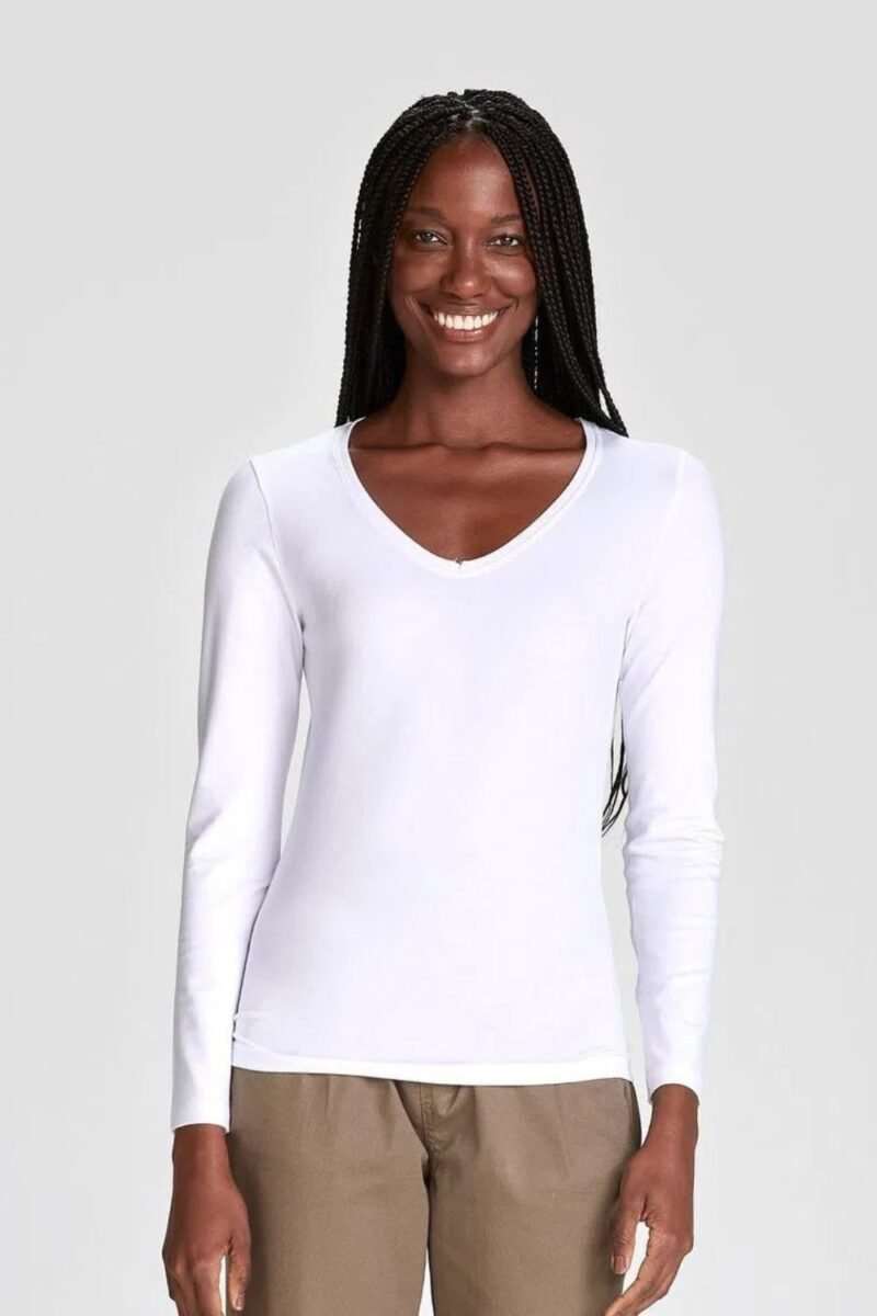 etiqueta-casual-comprar-moda-feminina-online-comprar-roupas-femininas-na-internet-blusa-basica-feminina-slim-manga-longa-hering-4D8A (5)