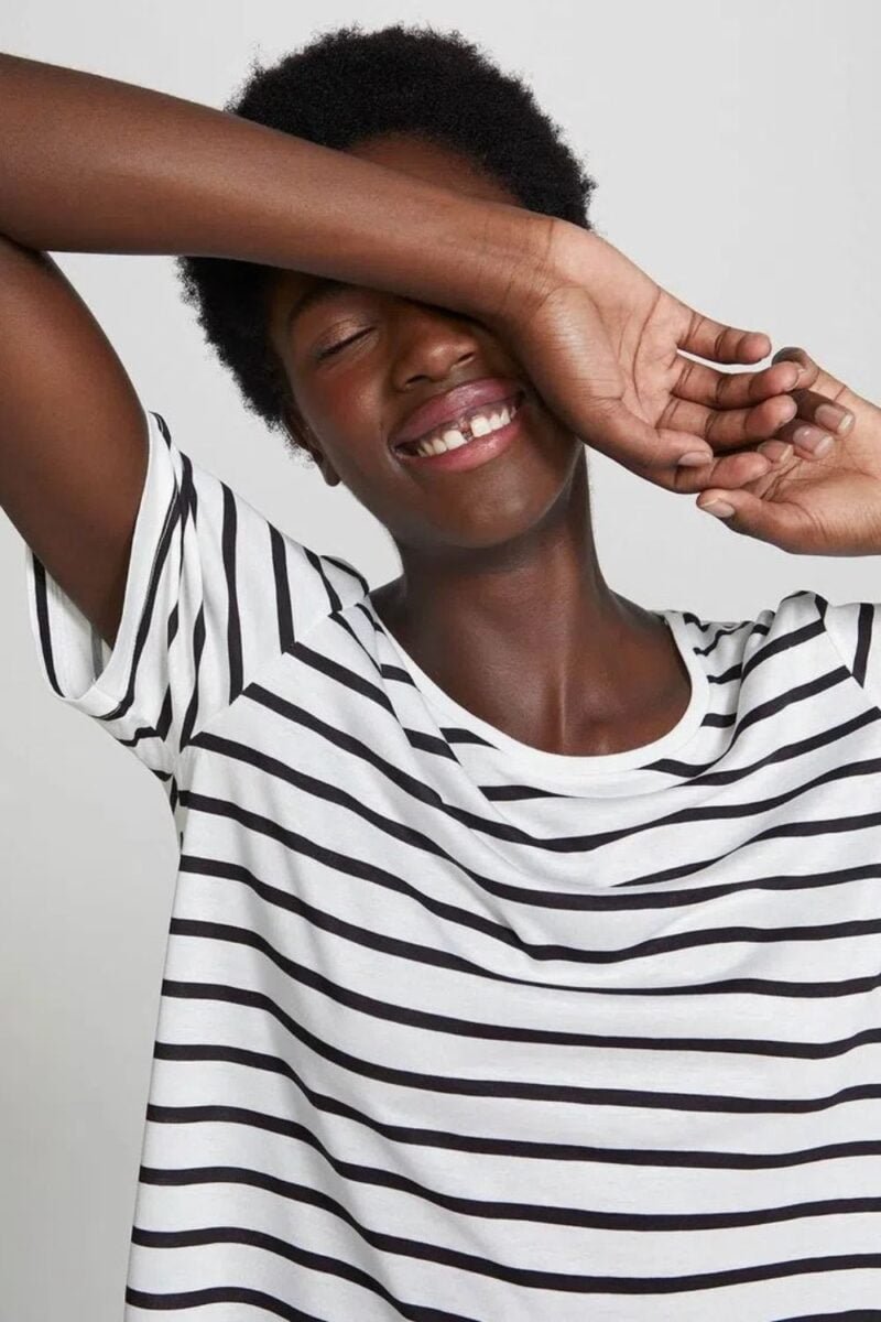 etiqueta-casual-comprar-moda-feminina-online-comprar-roupas-femininas-na-internet-blusa-feminina-ampla-estampada-hering-4FQ3 (1)