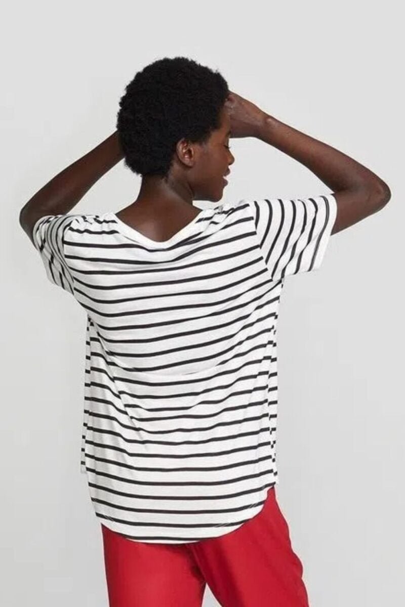 etiqueta-casual-comprar-moda-feminina-online-comprar-roupas-femininas-na-internet-blusa-feminina-ampla-estampada-hering-4FQ3 (6)