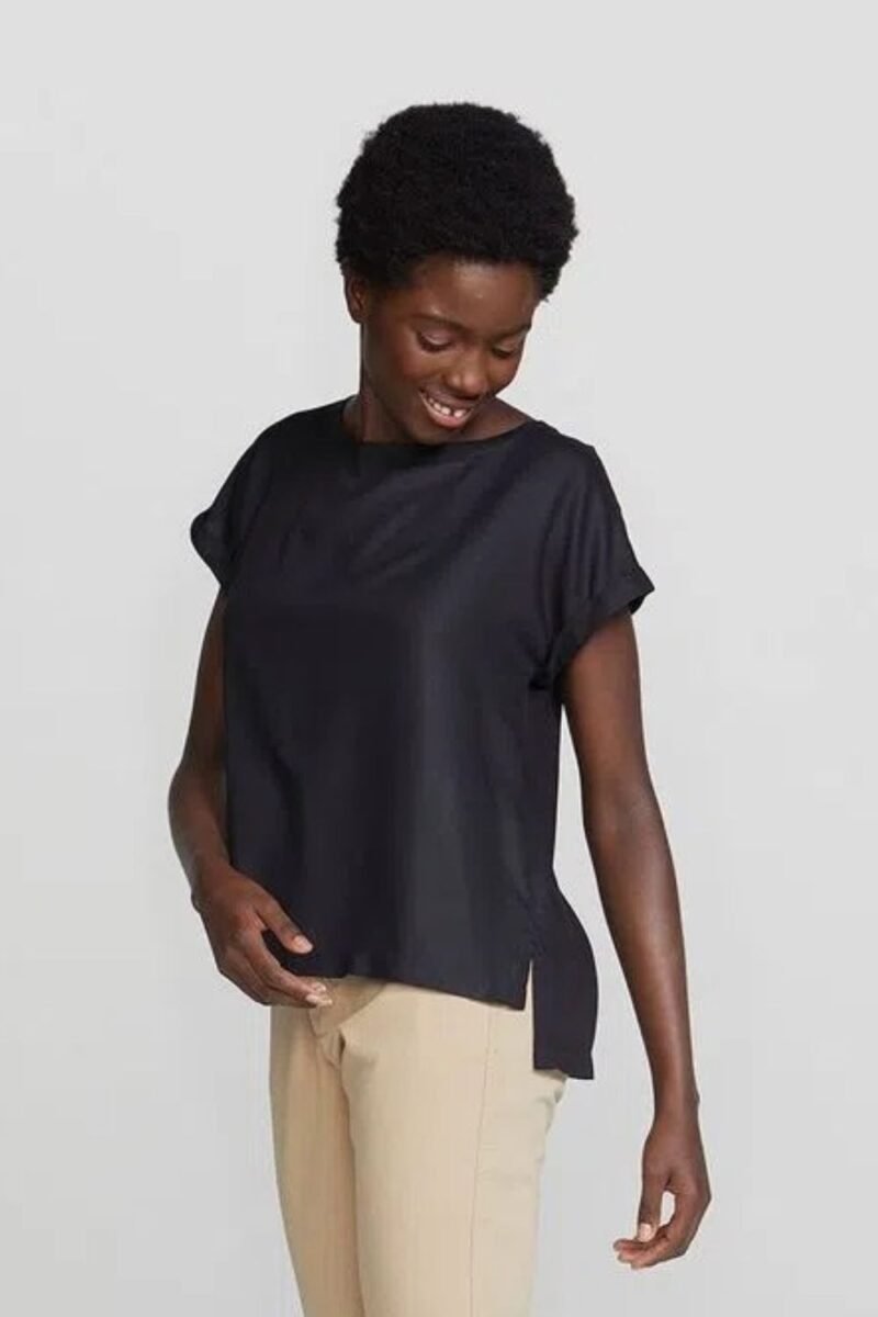 etiqueta-casual-comprar-moda-feminina-online-comprar-roupas-femininas-na-internet-blusa-feminina-ampla-manga-curta-hering-H7DU (1)