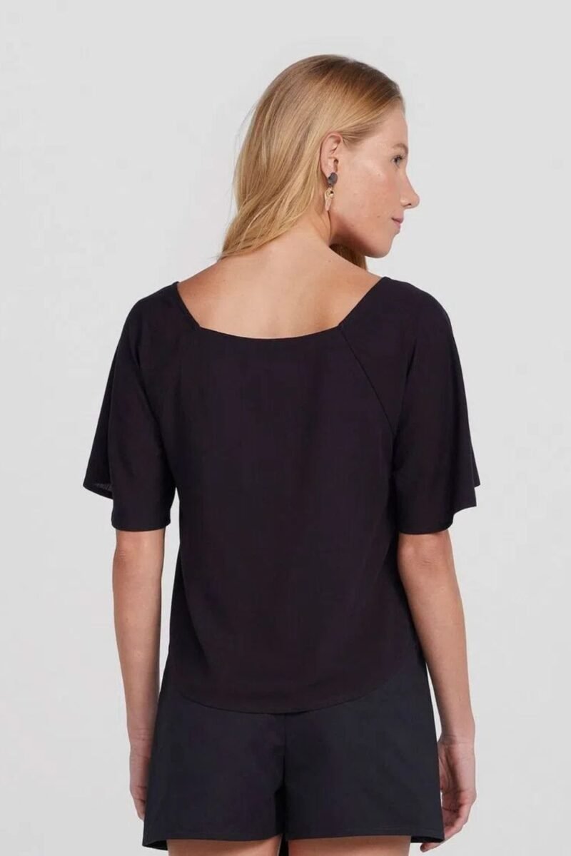 etiqueta-casual-comprar-moda-feminina-online-comprar-roupas-femininas-na-internet-blusa-feminina-decote-v-hering-HF8K (1)