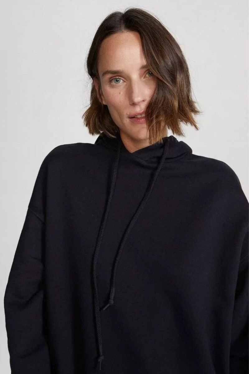 etiqueta-casual-comprar-moda-feminina-online-comprar-roupas-femininas-na-internet-blusao-basico-feminino-de-moletom-peluciado-hering-066X (1)