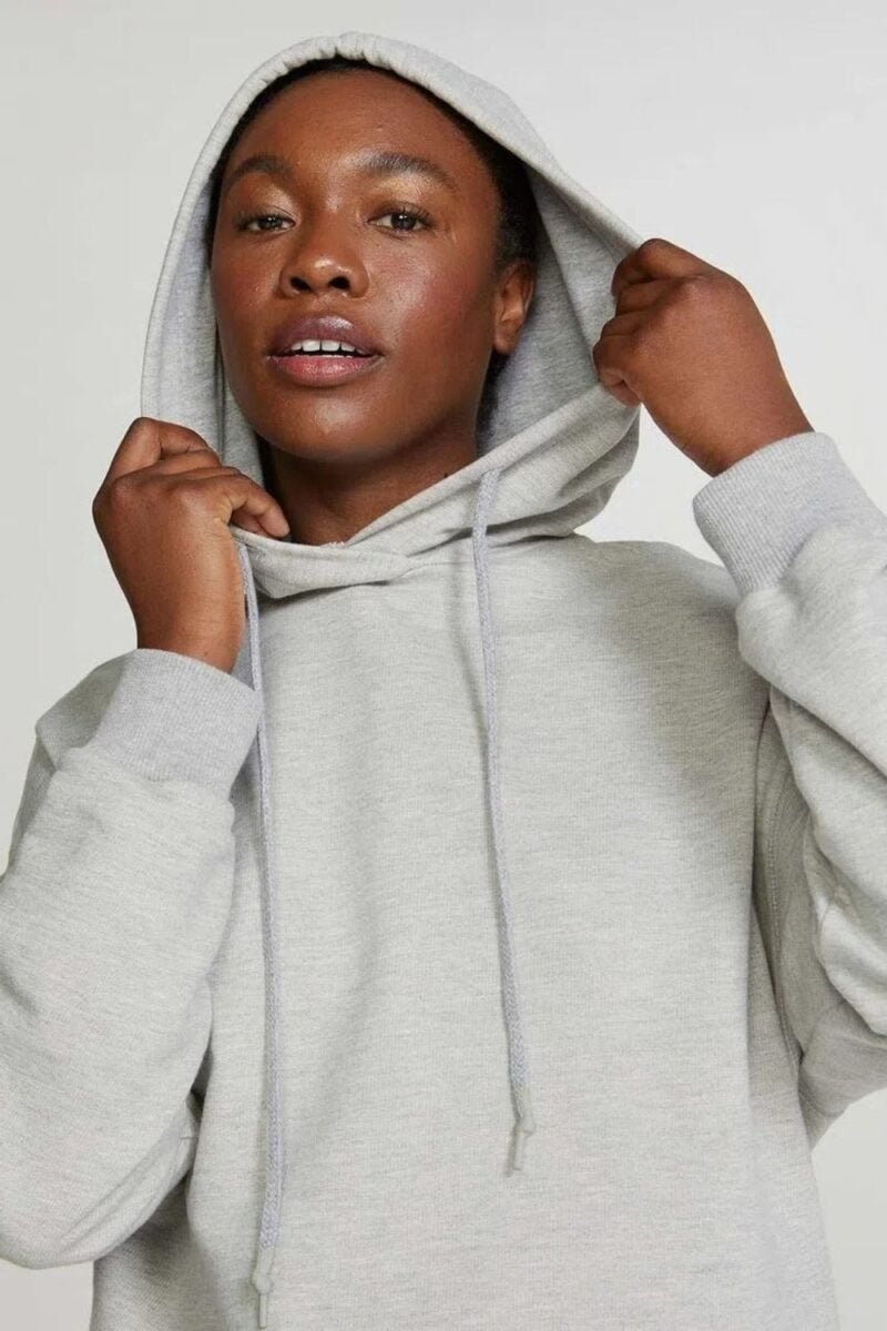 etiqueta-casual-comprar-moda-feminina-online-comprar-roupas-femininas-na-internet-blusao-basico-feminino-de-moletom-peluciado-hering-066X (4)