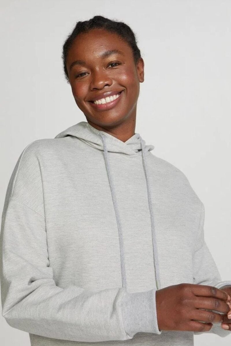 etiqueta-casual-comprar-moda-feminina-online-comprar-roupas-femininas-na-internet-blusao-basico-feminino-de-moletom-peluciado-hering-066X (5)