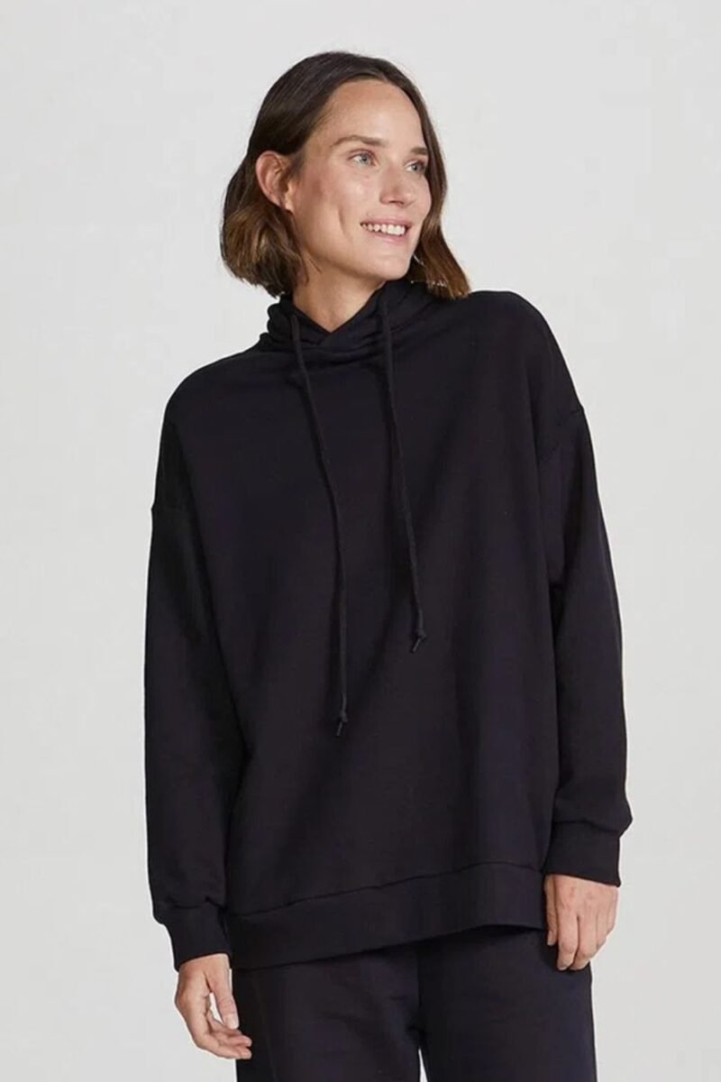 etiqueta-casual-comprar-moda-feminina-online-comprar-roupas-femininas-na-internet-blusao-basico-feminino-de-moletom-peluciado-hering-066X (6)