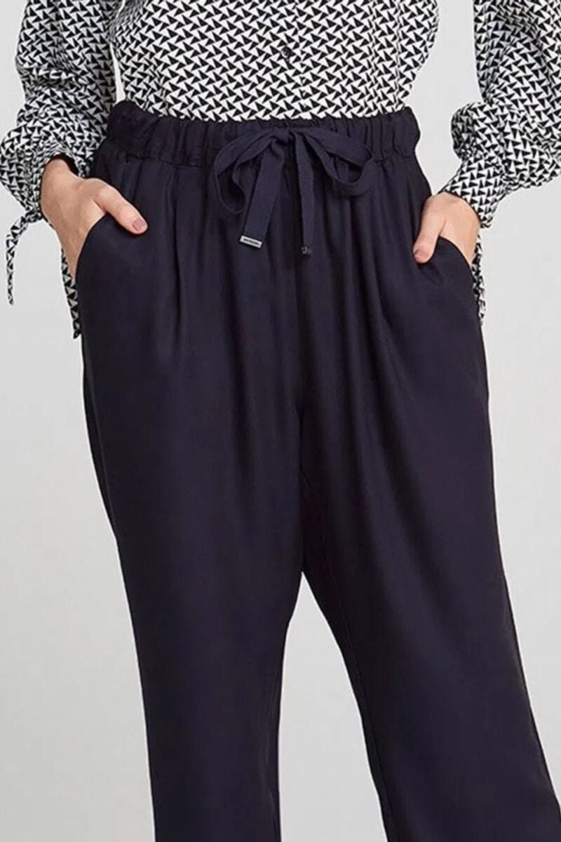 etiqueta-casual-comprar-moda-feminina-online-comprar-roupas-femininas-na-internet-calca-basica-feminina-carrot-cintura-alta-hering-H9D6 (9)