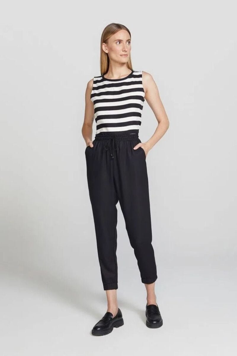 etiqueta-casual-comprar-moda-feminina-online-comprar-roupas-femininas-na-internet-calca-basica-feminina-cintura-media-jogger-hering-H9A8 (4)