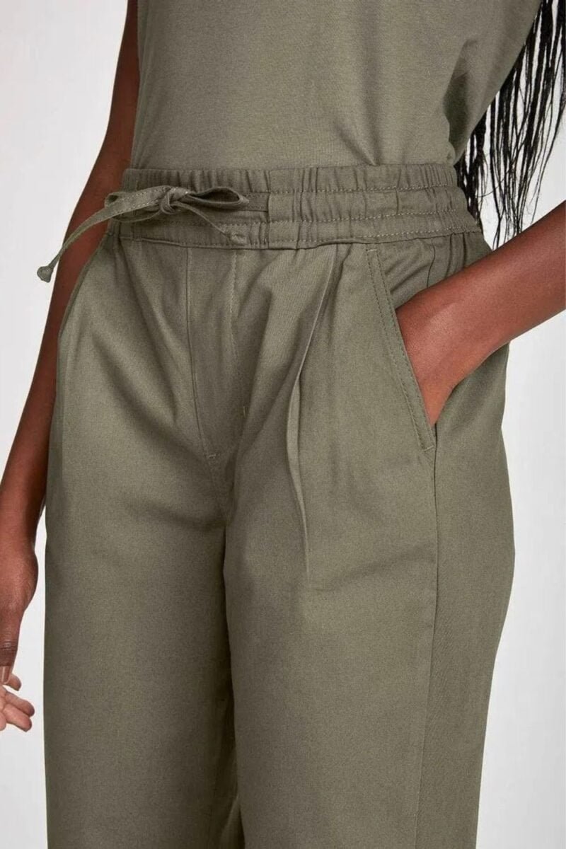 etiqueta-casual-comprar-moda-feminina-online-comprar-roupas-femininas-na-internet-calca-feminina-carrot-cintura-alta-hering-H9AE (12)