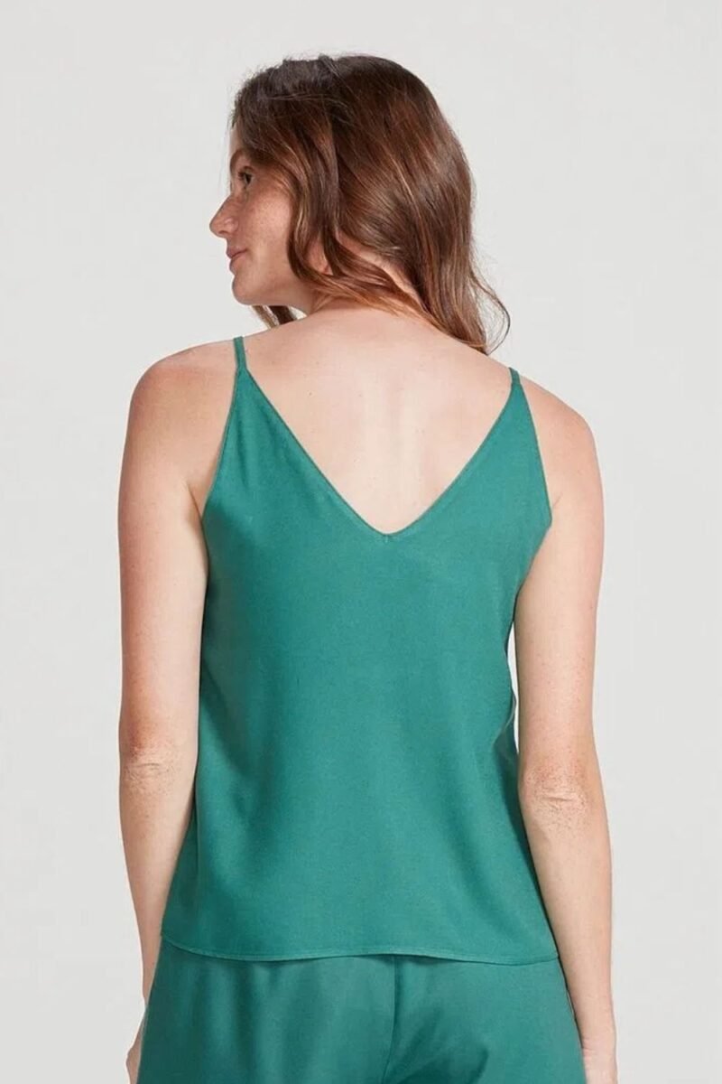 etiqueta-casual-comprar-moda-feminina-online-comprar-roupas-femininas-na-internet-regata-basica-feminina-alcas-finas-hering-HF0G (1)