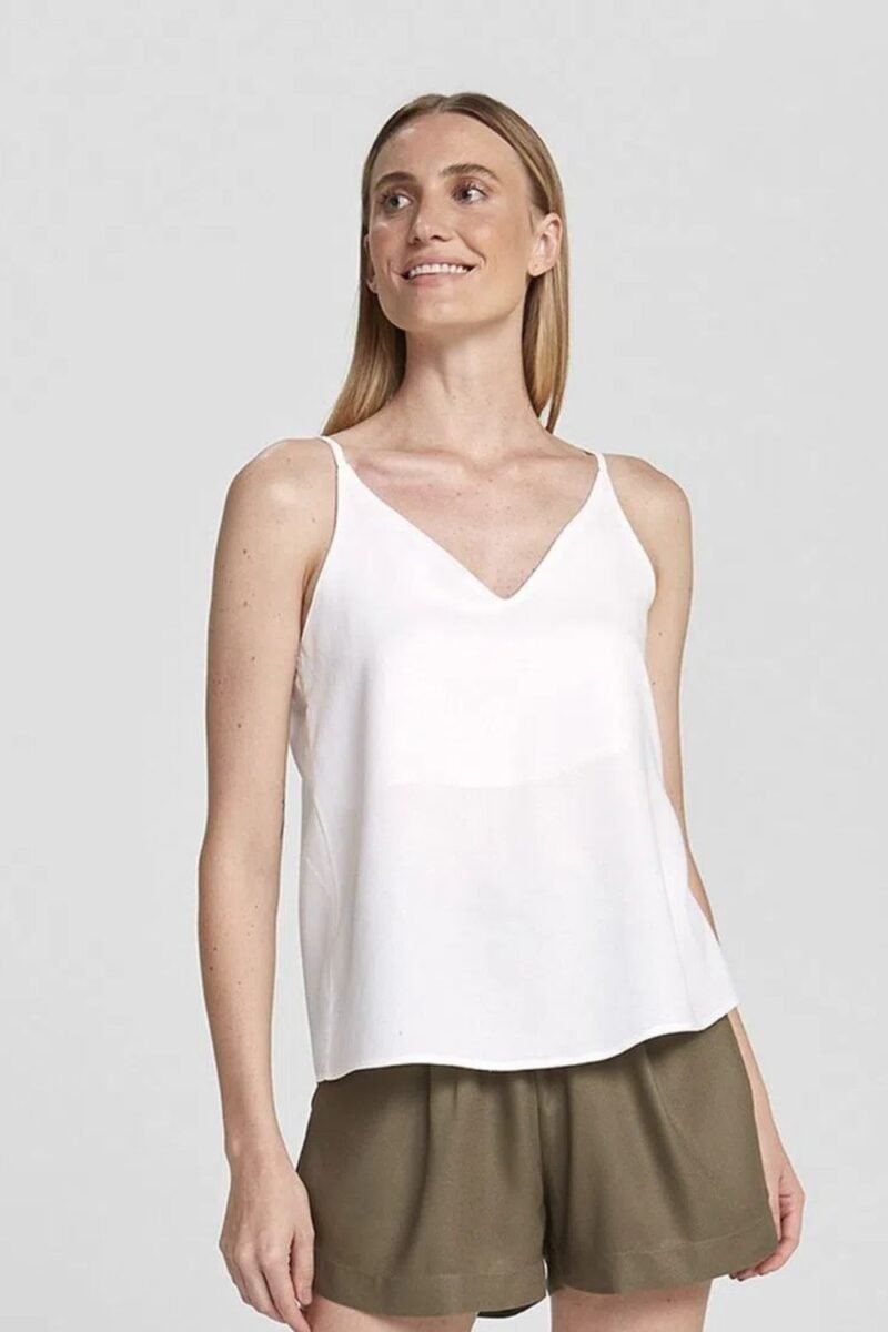 etiqueta-casual-comprar-moda-feminina-online-comprar-roupas-femininas-na-internet-regata-basica-feminina-alcas-finas-hering-HF0G (18)