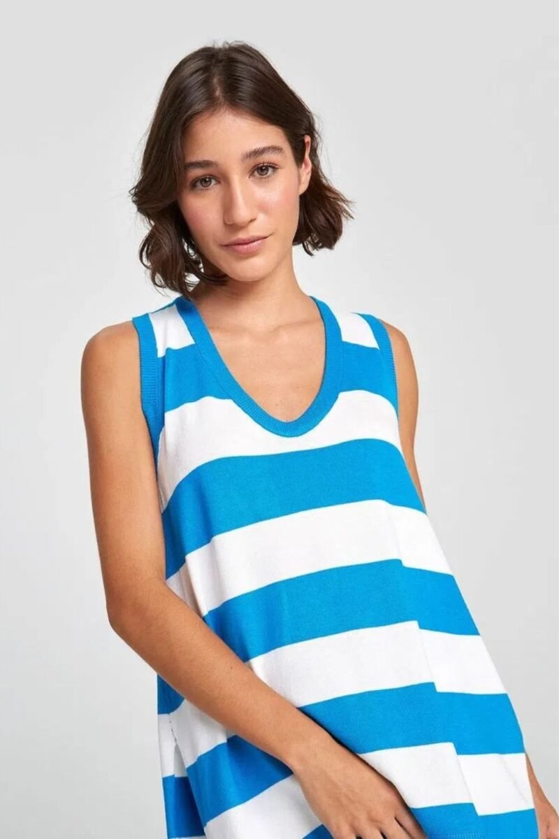 etiqueta-casual-comprar-moda-feminina-online-comprar-roupas-femininas-na-internet-regata-basica-feminina-listrada-decote-V-K4Q3 (2)