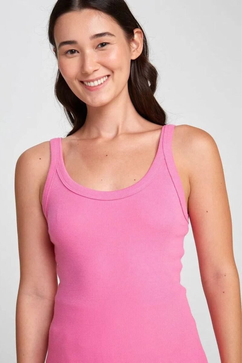 etiqueta-casual-comprar-moda-feminina-online-comprar-roupas-femininas-na-internet-regata-basica-feminina-modelagem-slim-N1TE (12)