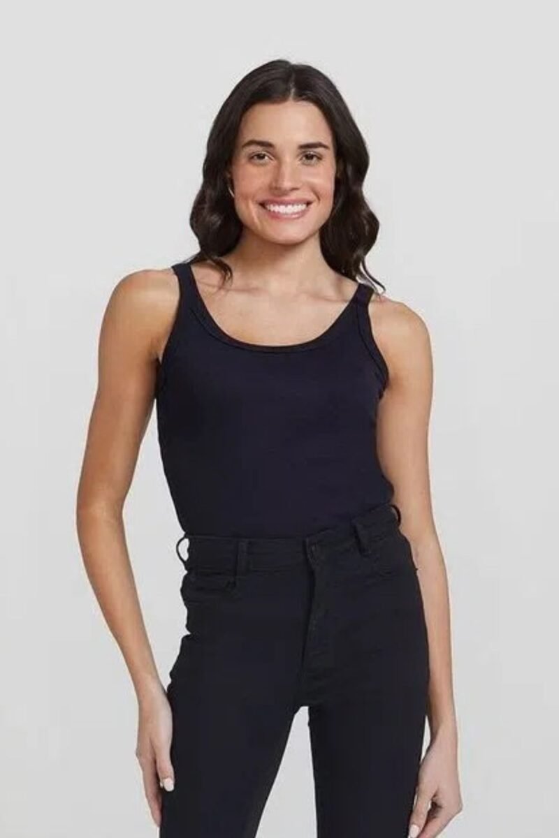 etiqueta-casual-comprar-moda-feminina-online-comprar-roupas-femininas-na-internet-regata-basica-feminina-modelagem-slim-N1TE (3)