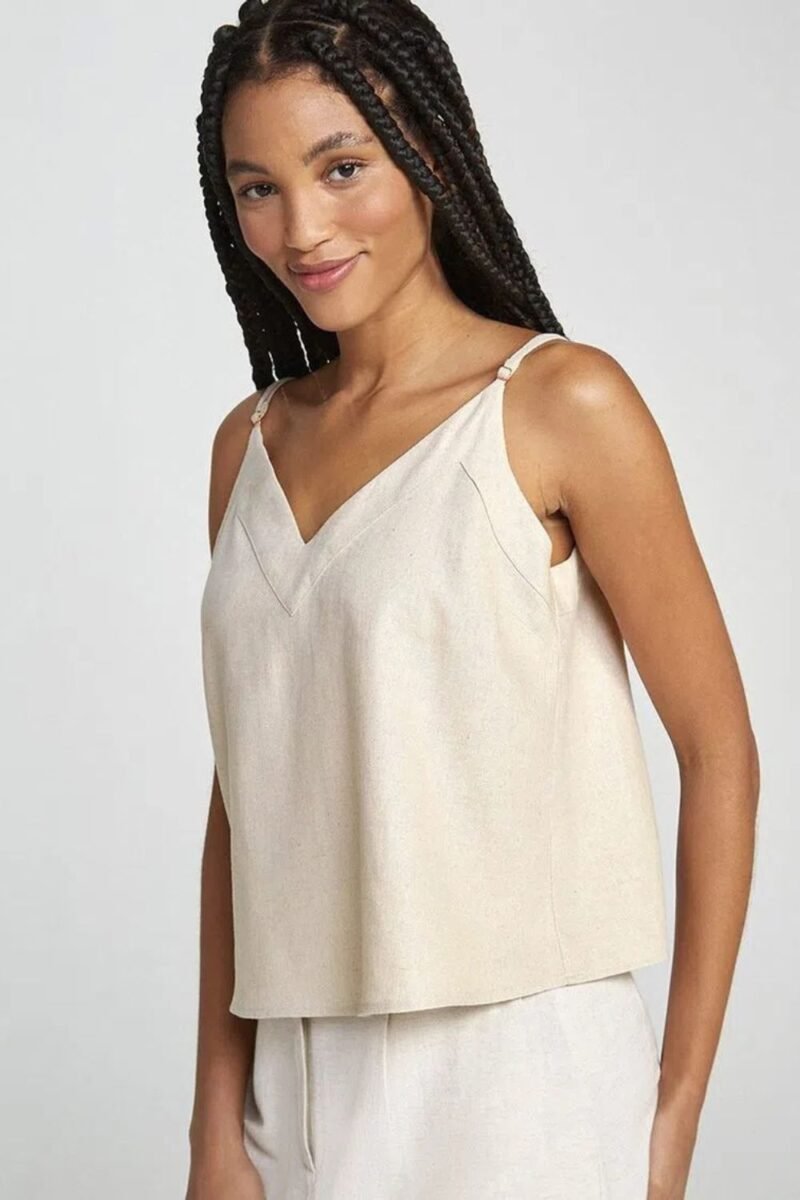 etiqueta-casual-comprar-moda-feminina-online-comprar-roupas-femininas-na-internet-regata-feminina-em-linho-decote-V-hering-K4FL (1)