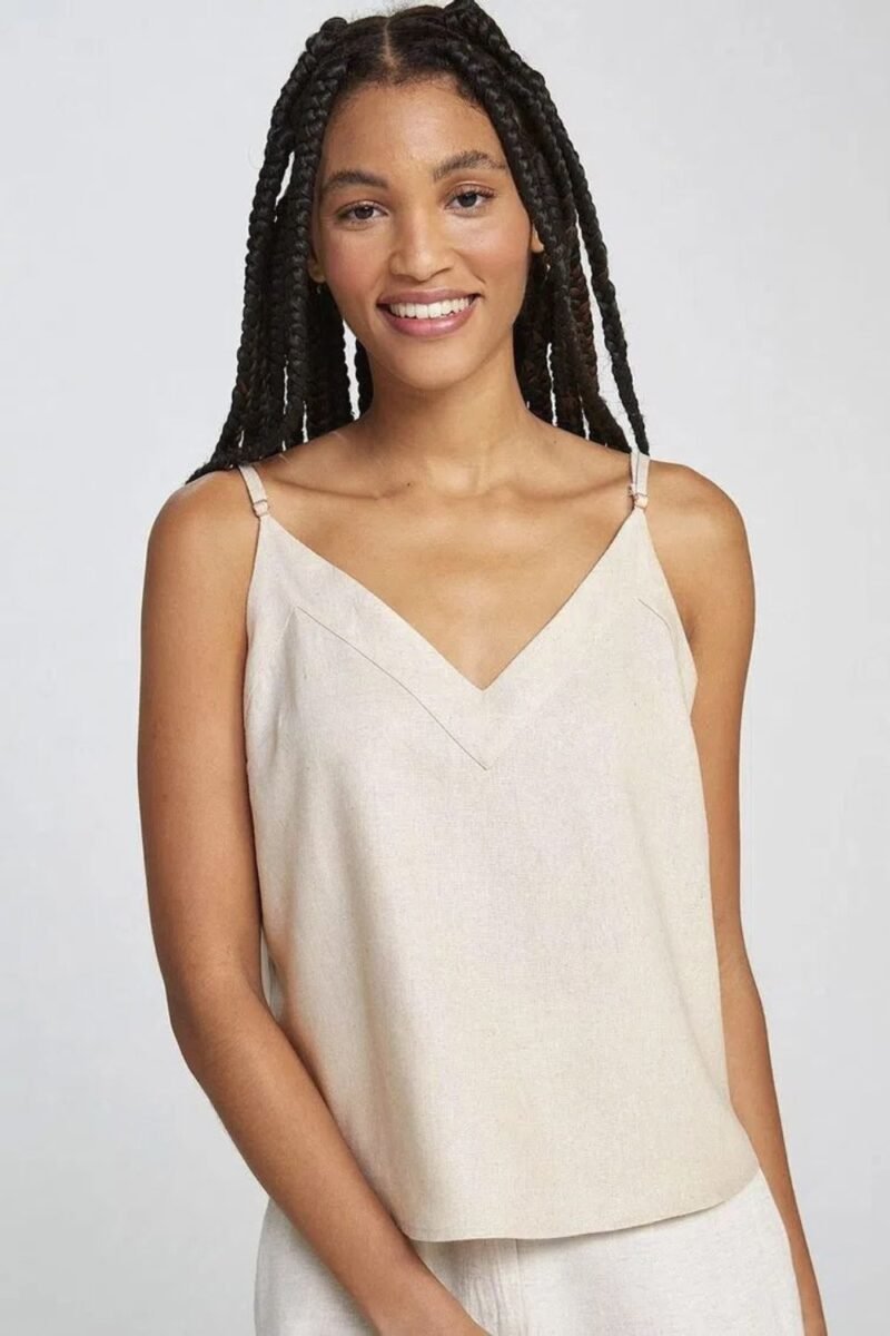 etiqueta-casual-comprar-moda-feminina-online-comprar-roupas-femininas-na-internet-regata-feminina-em-linho-decote-V-hering-K4FL (10)