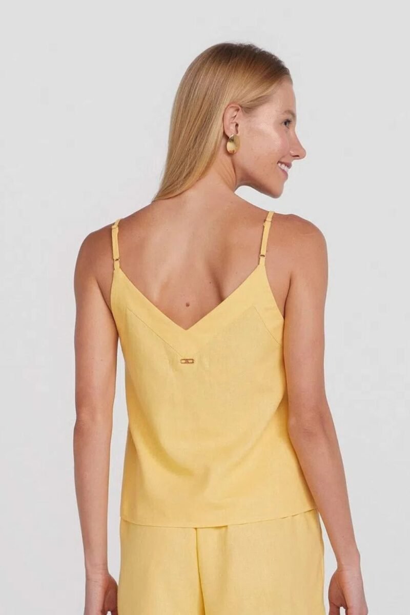 etiqueta-casual-comprar-moda-feminina-online-comprar-roupas-femininas-na-internet-regata-feminina-em-linho-decote-V-hering-K4FL (5)