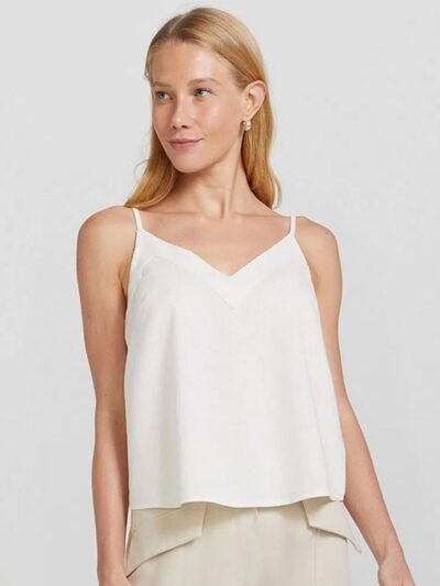 Regata Feminina em Linho Decote V