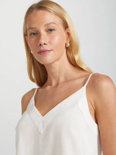 Regata Feminina em Linho Decote V