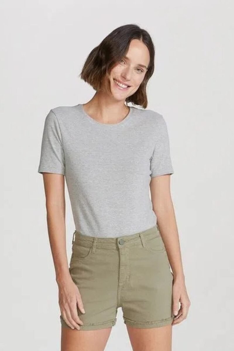 etiqueta-casual-comprar-moda-feminina-online-comprar-roupas-femininas-na-internet-short-basico-feminino-em-sarja-cintura-alta-hering-HB6D (11)