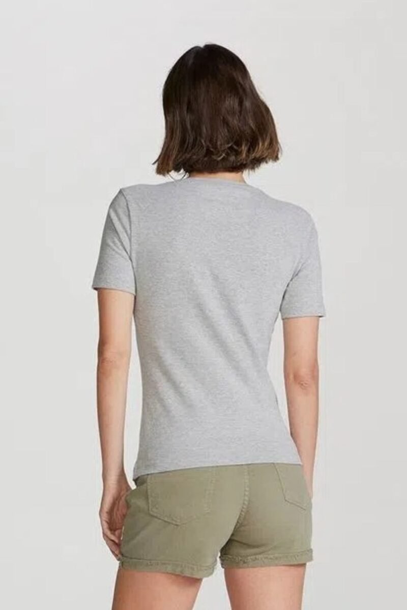 etiqueta-casual-comprar-moda-feminina-online-comprar-roupas-femininas-na-internet-short-basico-feminino-em-sarja-cintura-alta-hering-HB6D (12)