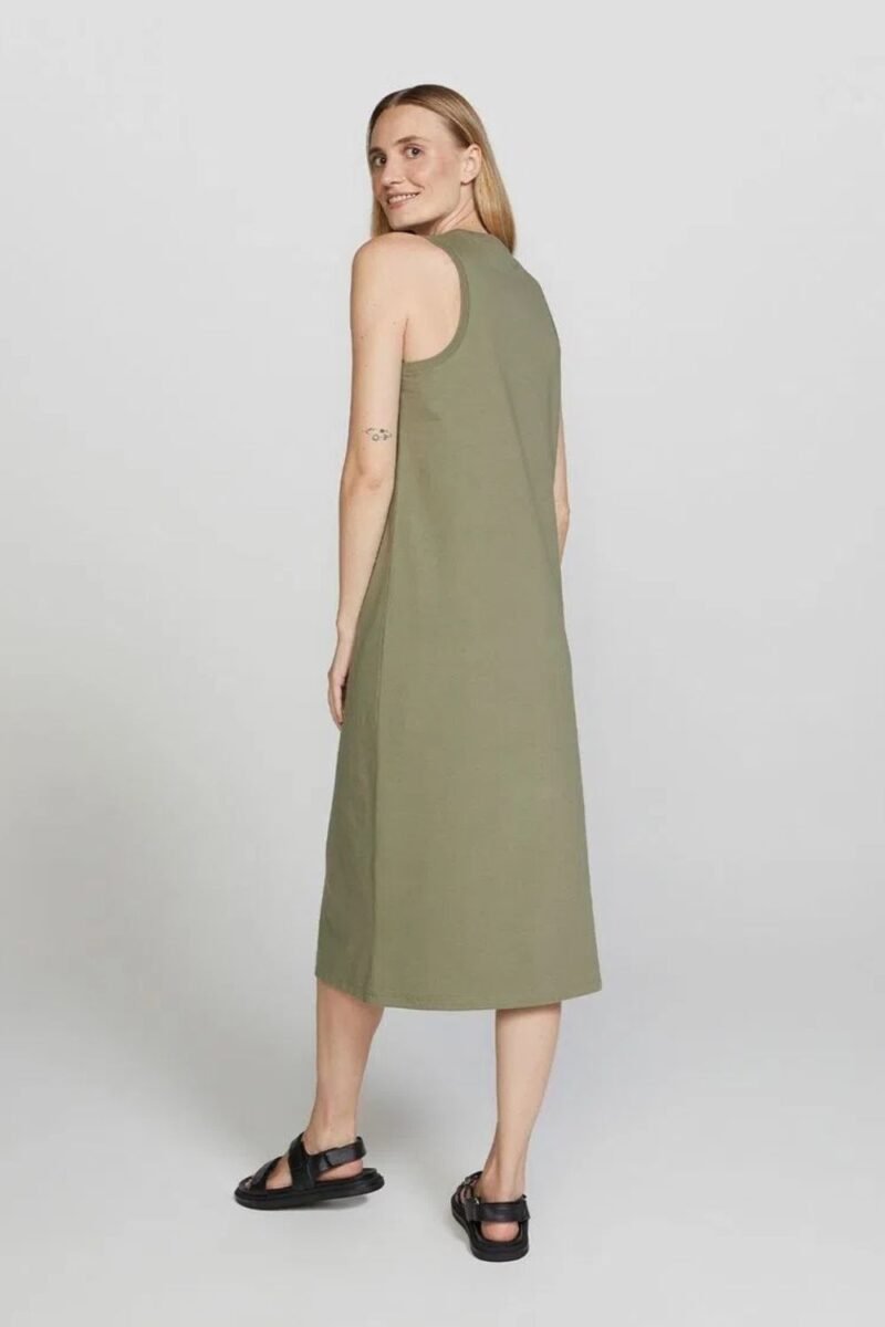 etiqueta-casual-comprar-moda-feminina-online-comprar-roupas-femininas-na-internet-vestido-basico-midi-com-fenda-0B4T (3)