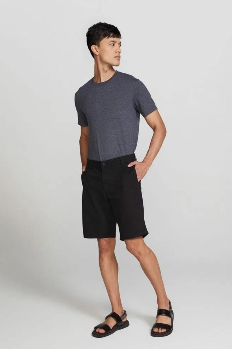 etiqueta-casual-comprar-moda-masculina-online-comprar-roupas-masculinas-na-internet-bermuda-basica-masculina-chino-em-sarja-hering-H4BE (9)