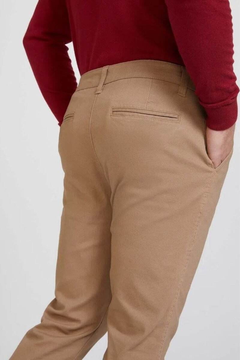 etiqueta-casual-comprar-moda-masculina-online-comprar-roupas-masculinas-na-internet-calca-basica-masculina-em-sarja-chino-hering-KTNY (1)