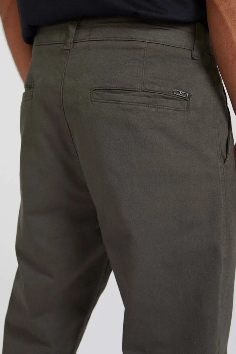 etiqueta-casual-comprar-moda-masculina-online-comprar-roupas-masculinas-na-internet-calca-basica-masculina-em-sarja-chino-hering-KTNY (13)