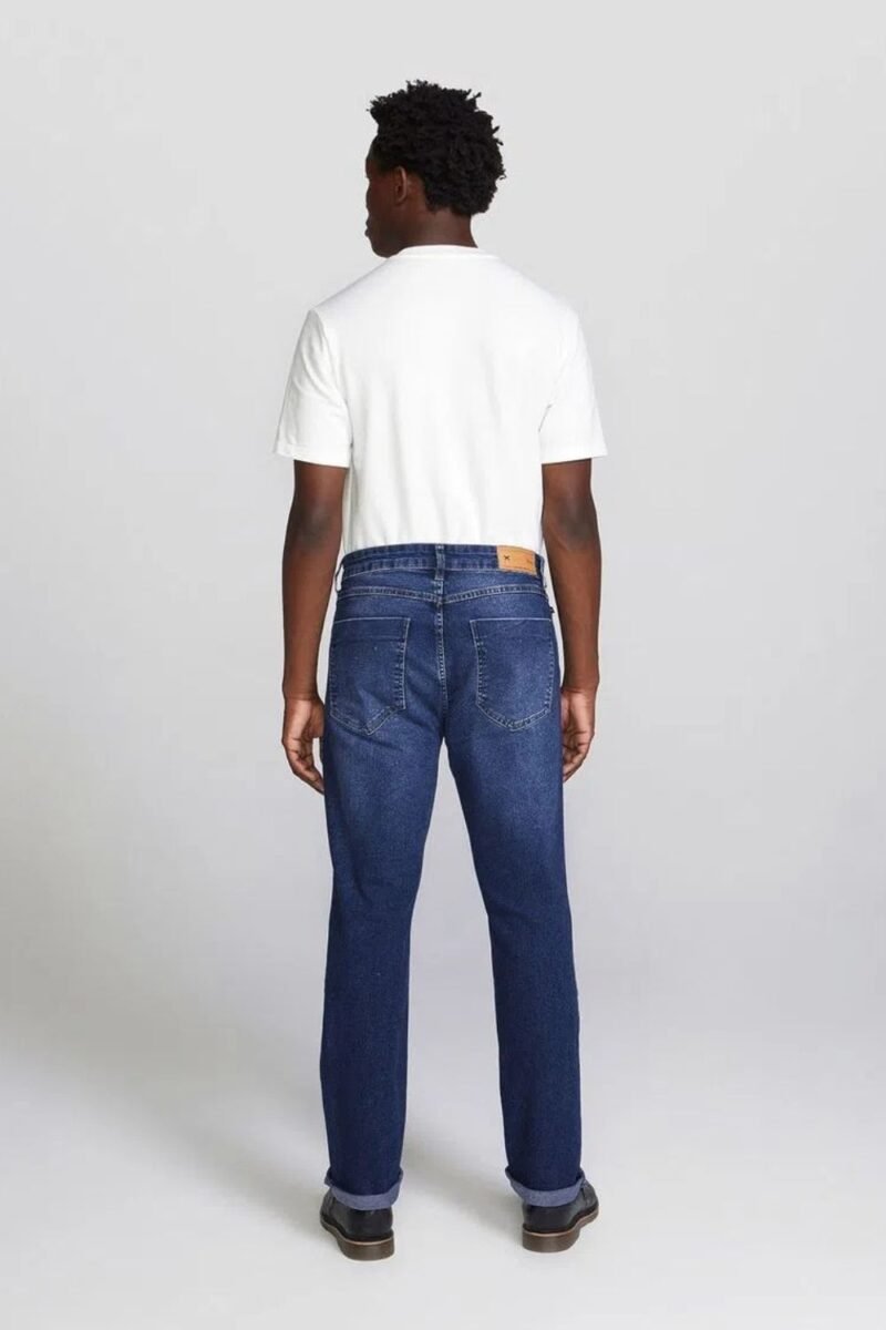 etiqueta-casual-comprar-moda-masculina-online-comprar-roupas-masculinas-na-internet-calca-jeans-masculina-tradicional-com-elastano-hering-H1MV (4)