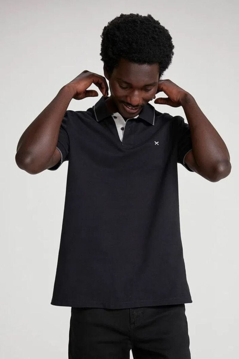 etiqueta-casual-comprar-moda-masculina-online-comprar-roupas-masculinas-na-internet-camisa-polo-masculina-em-malha-piquet-com-bordado-hering-036H (19)