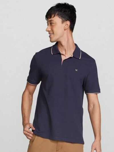 Camisa Polo Masculina em Malha Piquet com Bordado