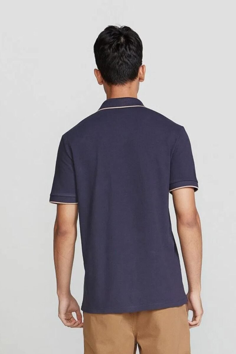 etiqueta-casual-comprar-moda-masculina-online-comprar-roupas-masculinas-na-internet-camisa-polo-masculina-em-malha-piquet-com-bordado-hering-036H (4)