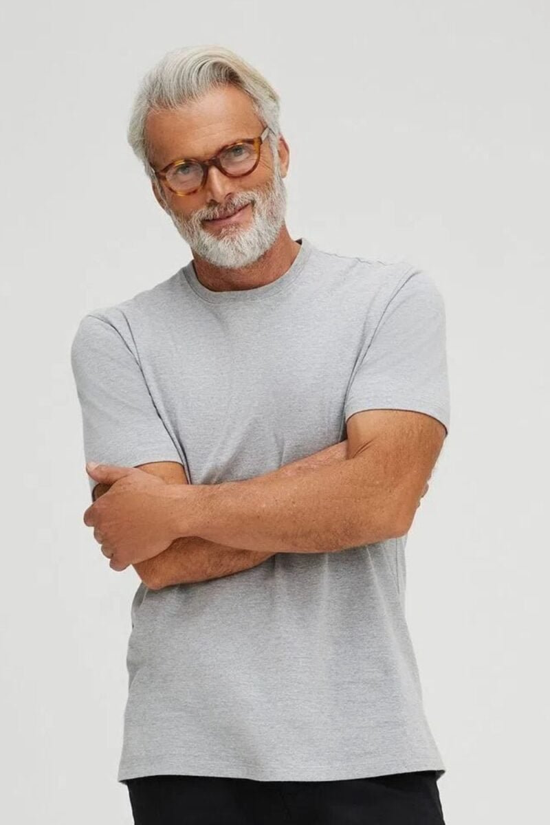 etiqueta-casual-comprar-moda-masculina-online-comprar-roupas-masculinas-na-internet-camiseta-basica-masculina-super-cotton-hering-0227 (10)