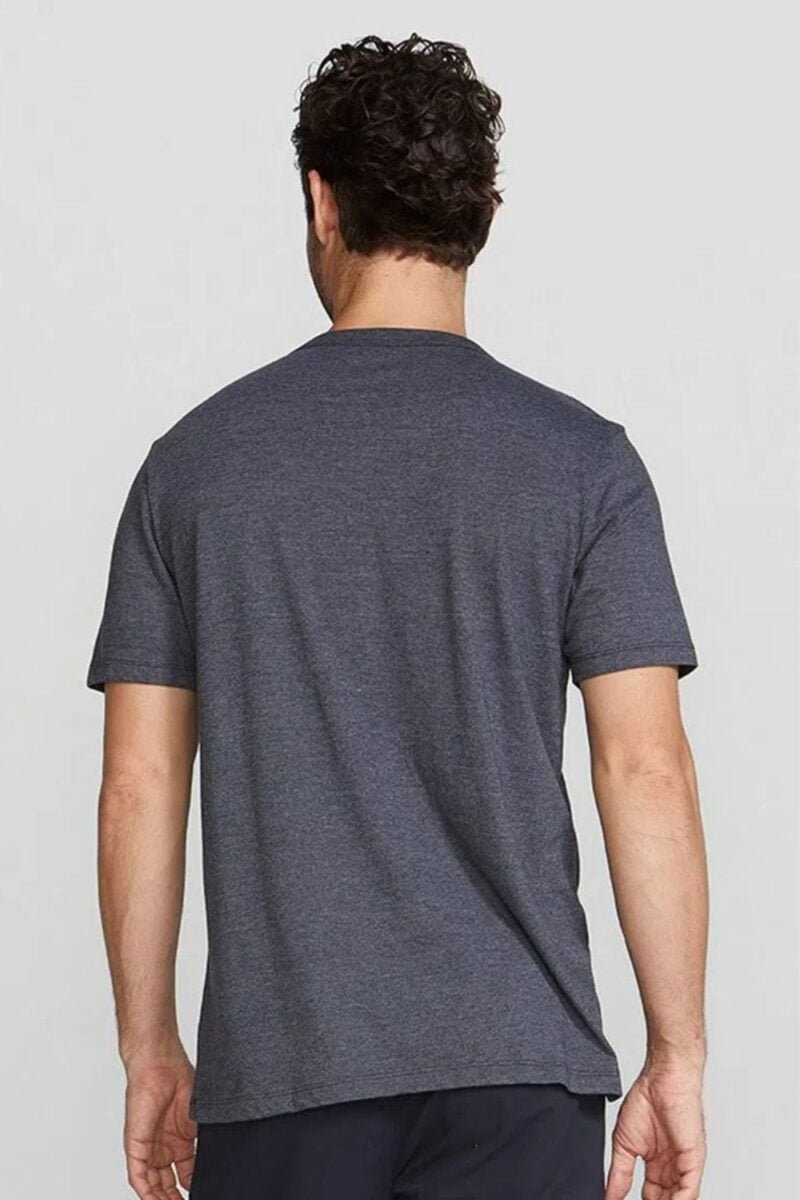 etiqueta-casual-comprar-moda-masculina-online-comprar-roupas-masculinas-na-internet-camiseta-masculina-estampada-manga-curta-hering-4F87 (27)