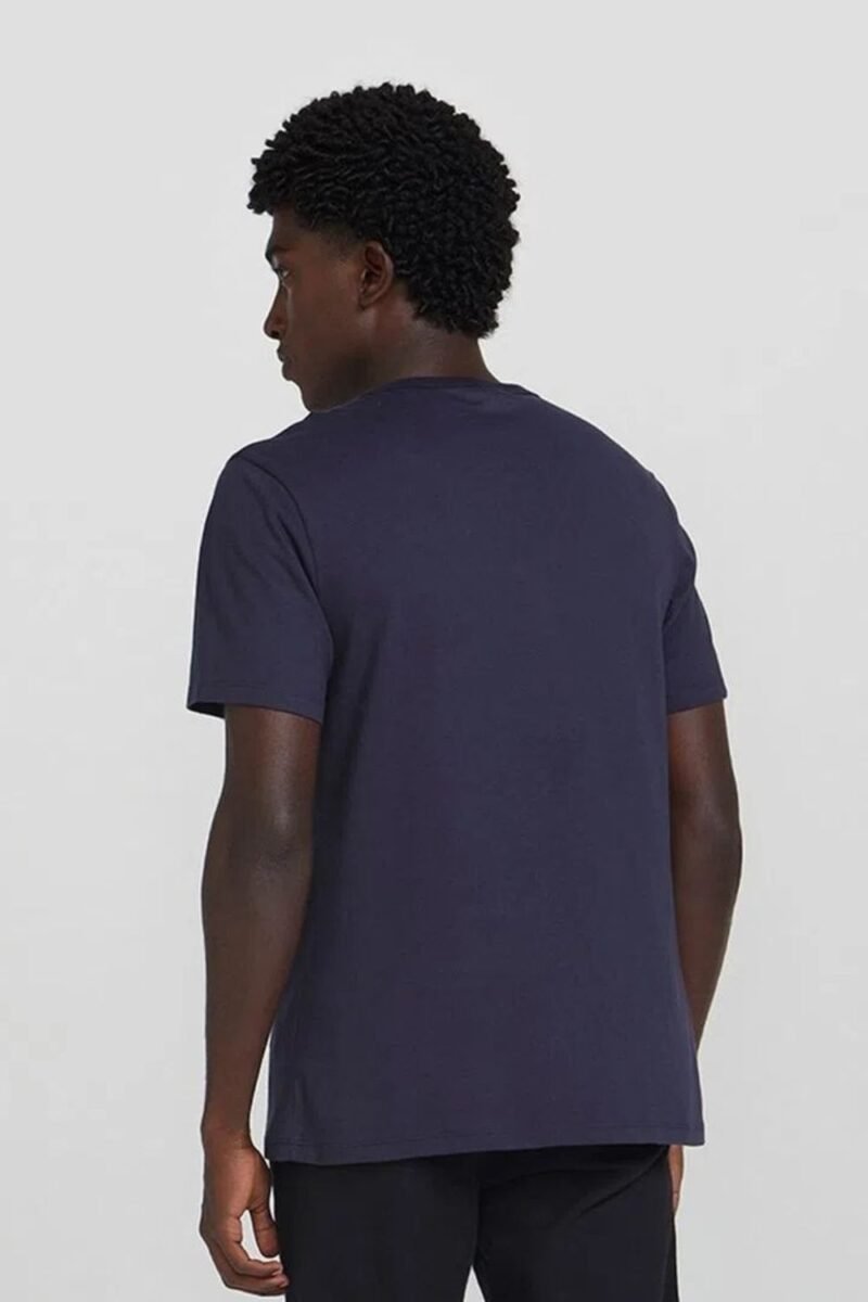 etiqueta-casual-comprar-moda-masculina-online-comprar-roupas-masculinas-na-internet-camiseta-masculina-estampada-regular-hering-4FV0 (6)