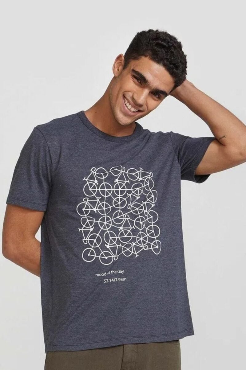 etiqueta-casual-comprar-moda-masculina-online-comprar-roupas-masculinas-na-internet-camiseta-masculina-estampada-regular-hering-4FV0 (7)