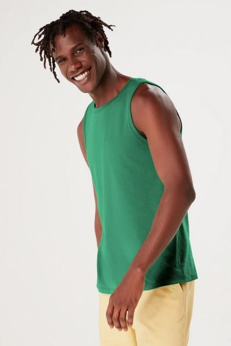 etiqueta-casual-comprar-moda-masculina-online-comprar-roupas-masculinas-na-internet-regata-basica-masculina-em-malha-de-algodao-hering-0111 (12)