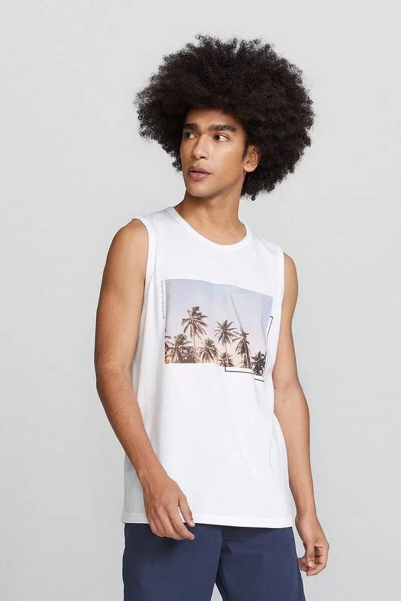 etiqueta-casual-comprar-moda-masculina-online-comprar-roupas-masculinas-na-internet-regata-masculina-regular-estampada-hering-4ADD (10)