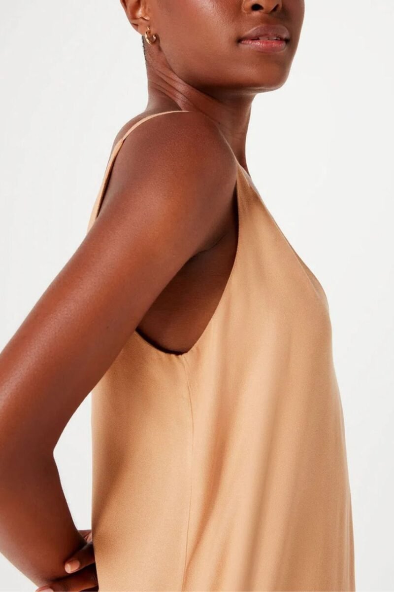 etiqueta-casual-comprar-moda-feminina-online-comprar-roupas-femininas-na-internet-vestido-midi-reto-decote-V-HADE (17)