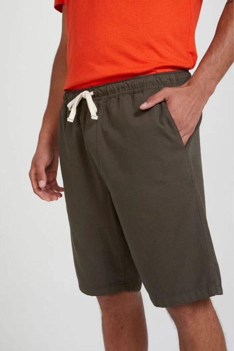 etiqueta-modas-comprar-moda-masculina-online-comprar-roupas-masculinas-na-internet-bermuda-masculina-comfort-em-sarja-hering-H4FA (10)