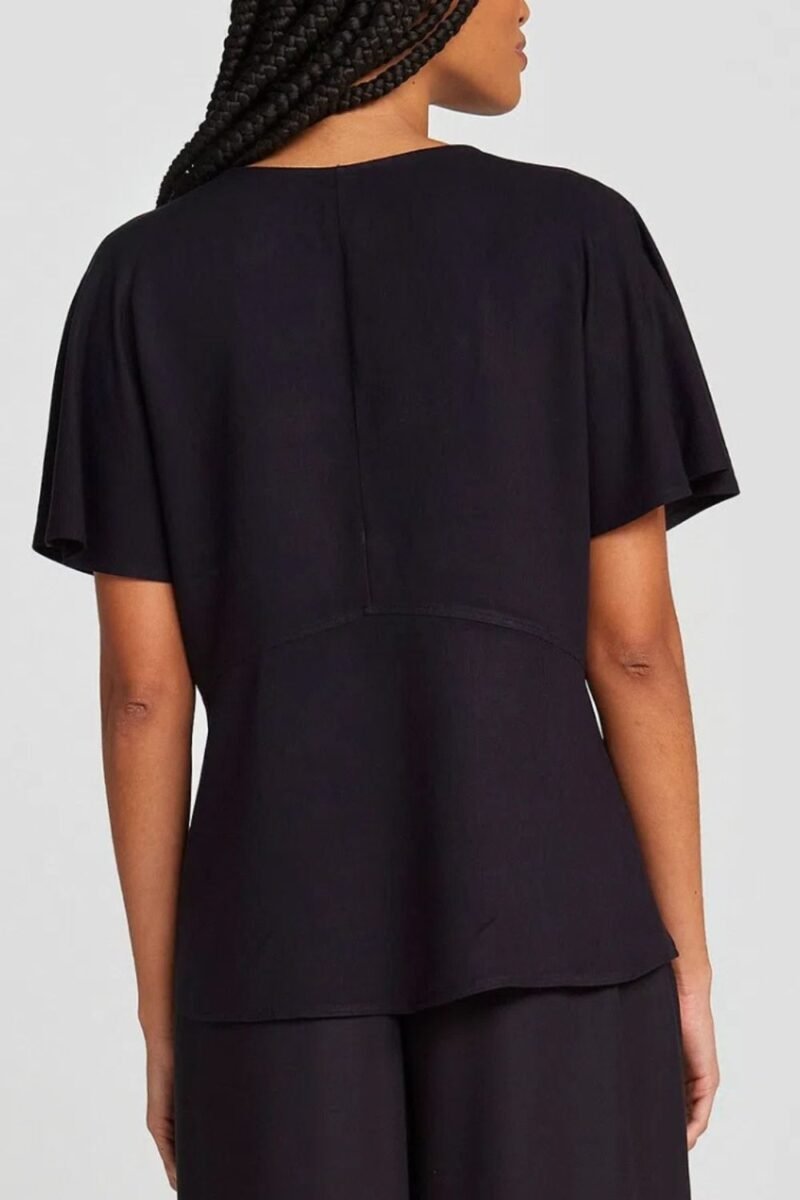 etiqueta-casual-comprar-moda-feminina-online-comprar-roupas-femininas-na-internet-blusa-feminina-evase-decote-V-hering-HF6V (2)